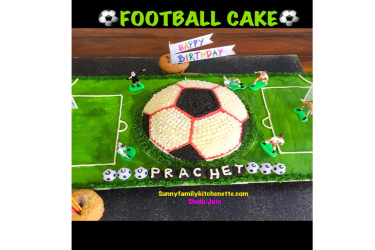 FOOTBALL CAKE