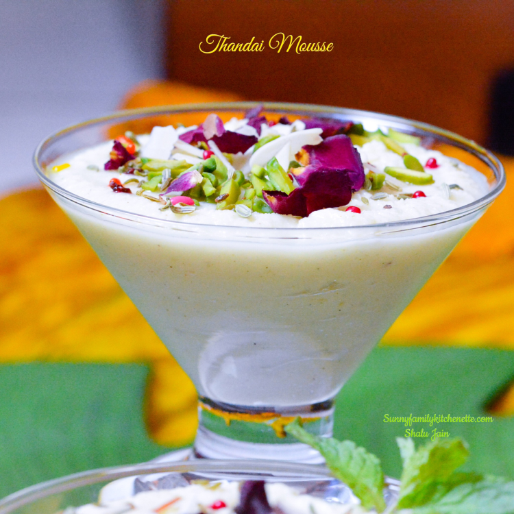 Thandai Mousse (Eggless)