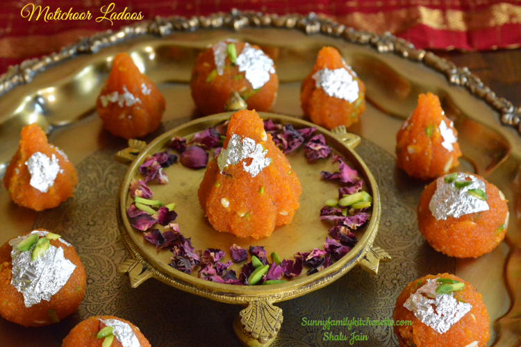 Motichoor Ladoos